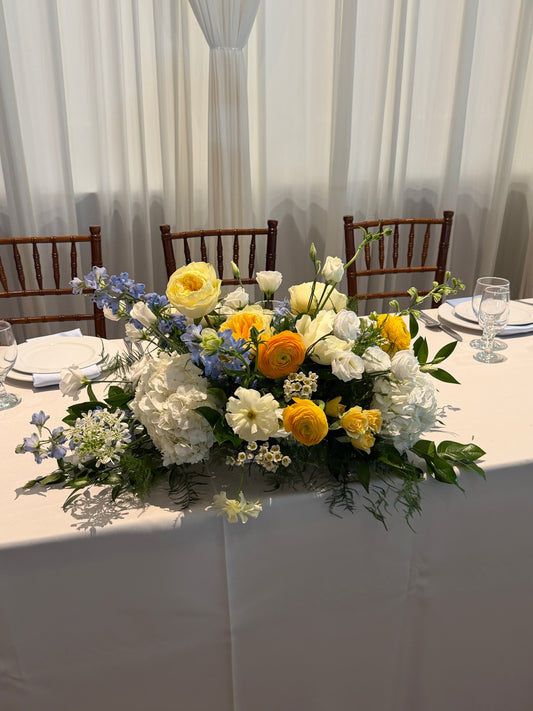 Sweetheart table centerpiece