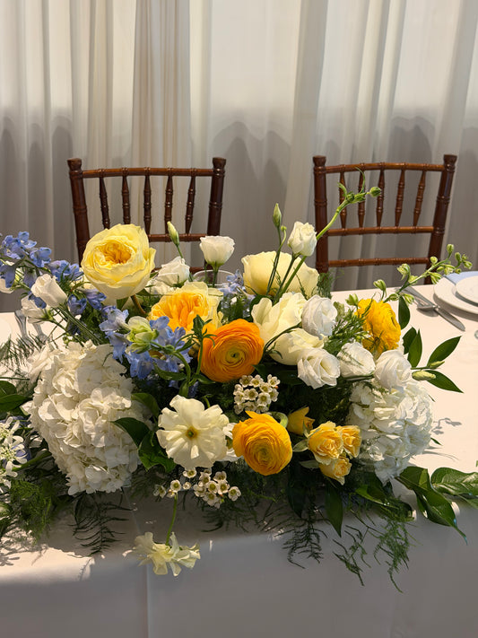 Sweetheart table centerpiece